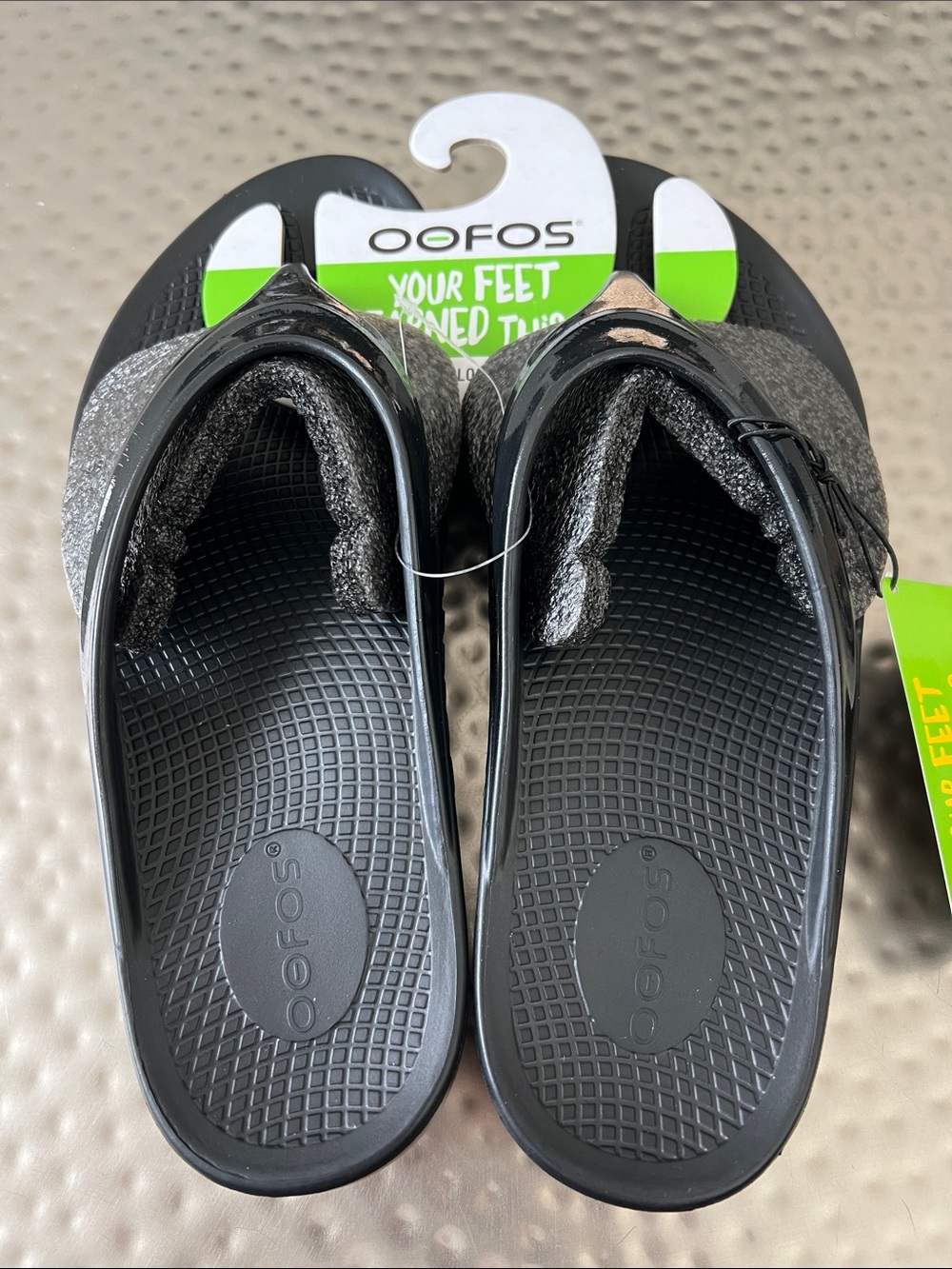 OOFOS Womens Black Slide Sandals - Size 11